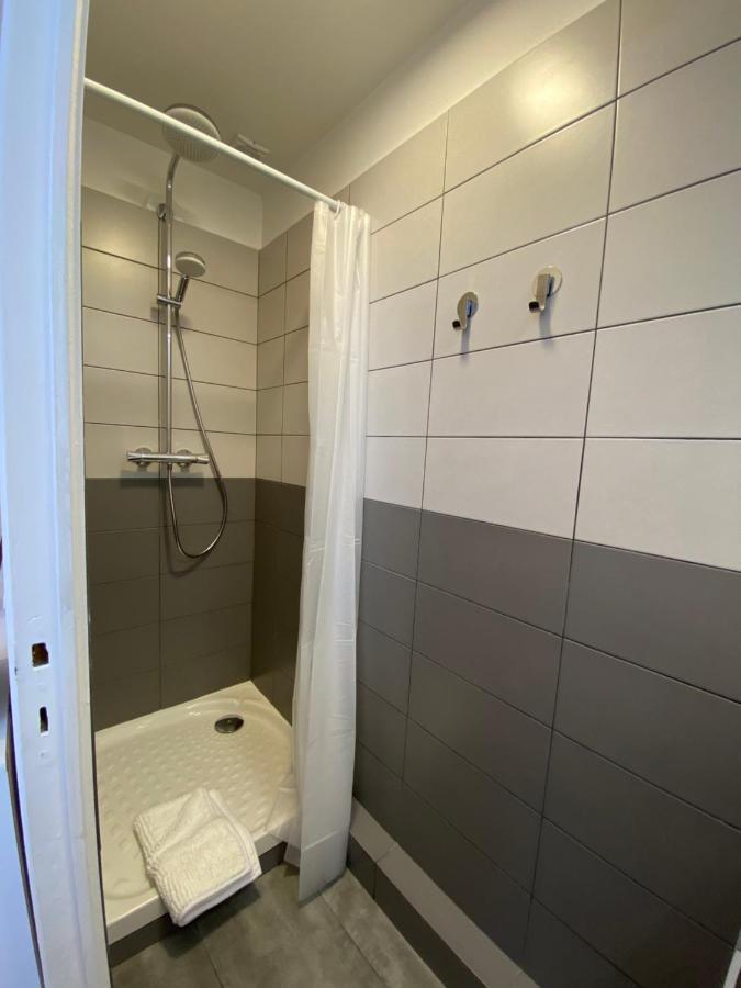 Le 23 - 2Eme Etage Appartamento Arles Esterno foto
